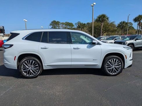 New 2026 Buick Enclave Avenir w/ Super Cruise Package image 3