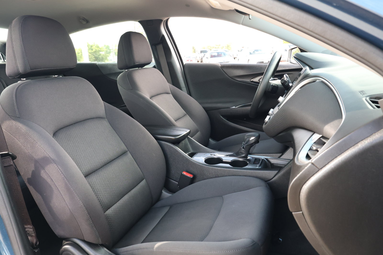 Used 2025 Chevrolet Malibu LT FWD image 29