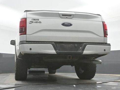 Used 2017 Ford F150 Lariat w/ Equipment Group 502A Luxury AWD/4WD image 32