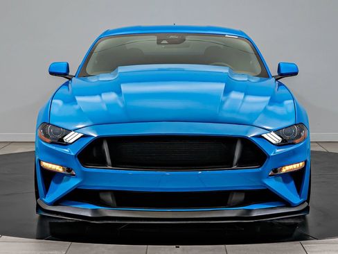 Used 2022 Ford Mustang GT w/ GT Performance Package RWD image 2