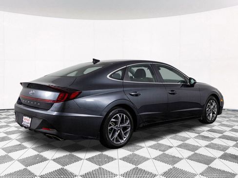 Used 2022 Hyundai Sonata SEL w/ Winter Weather Package image 16