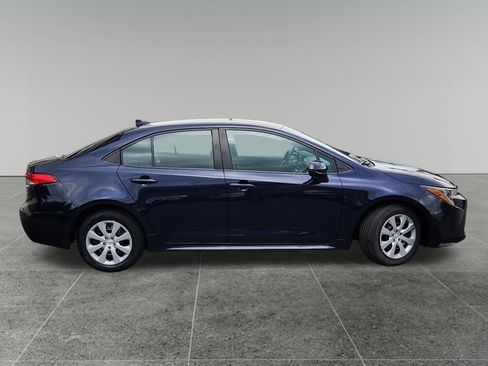 Certified 2023 Toyota Corolla LE FWD image 8