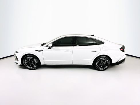 Used 2025 Hyundai Sonata SEL FWD image 4