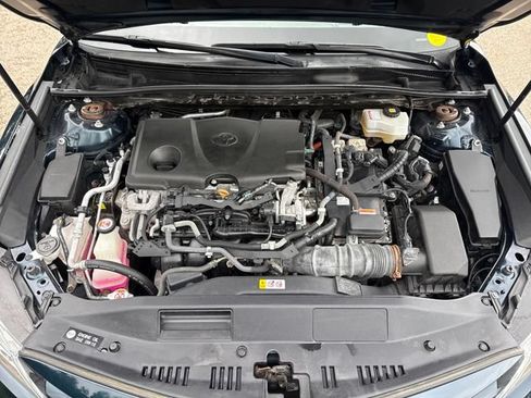 Used 2020 Toyota Camry XLE w/ Driver Assist Package FWD image 30