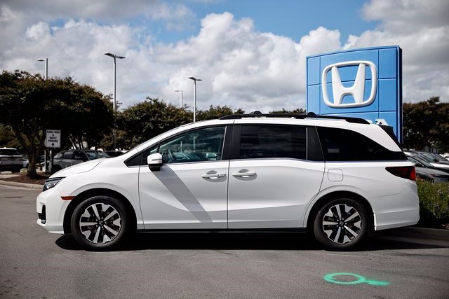 New 2026 Honda Odyssey Sport-L image 5