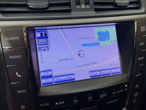 Used 2013 Lexus IS 350C w/ F-Sport Pkg w/Summer Tires image 13