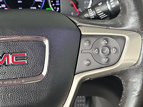 Used 2020 GMC Acadia Denali w/ Trailering Package FWD image 21