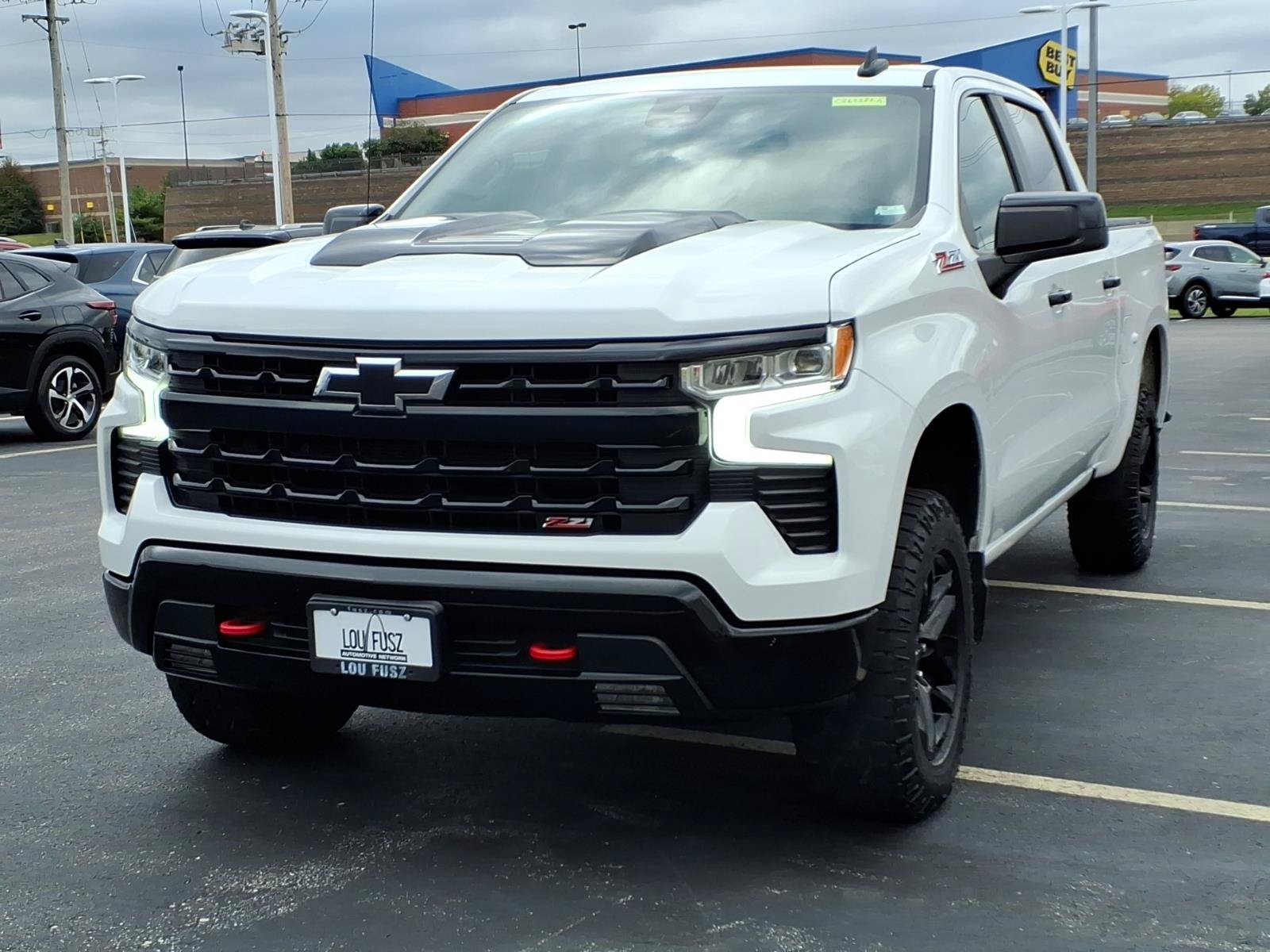 Used 2022 Chevrolet Silverado 1500 LT Trail Boss AWD/4WD image 2
