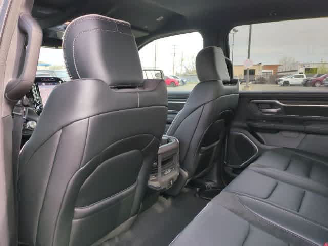 Used 2025 RAM 1500 Laramie AWD/4WD image 19