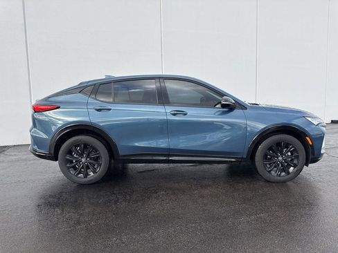 Used 2024 Buick Envista Sport Touring w/ Convenience I Package image 3