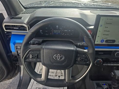 Used 2024 Toyota Tacoma TRD Off-Road image 12