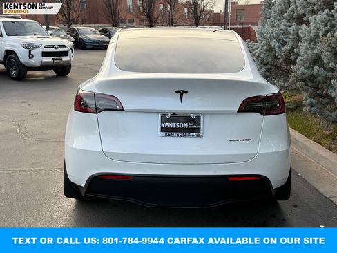 Used 2022 Tesla Model Y Long Range image 7