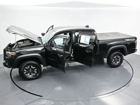 Used 2021 Toyota Tacoma TRD Off-Road image 39
