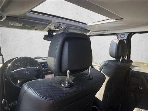 Used 2011 Mercedes-Benz G 550 image 16