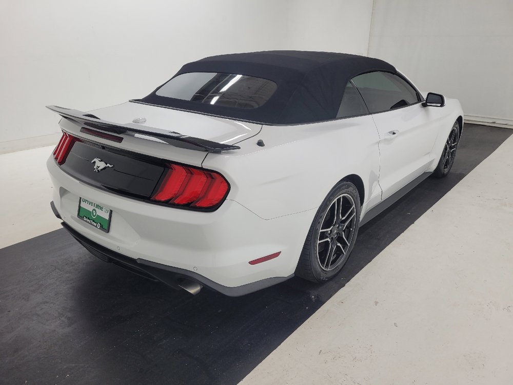 Used 2021 Ford Mustang Premium RWD image 9