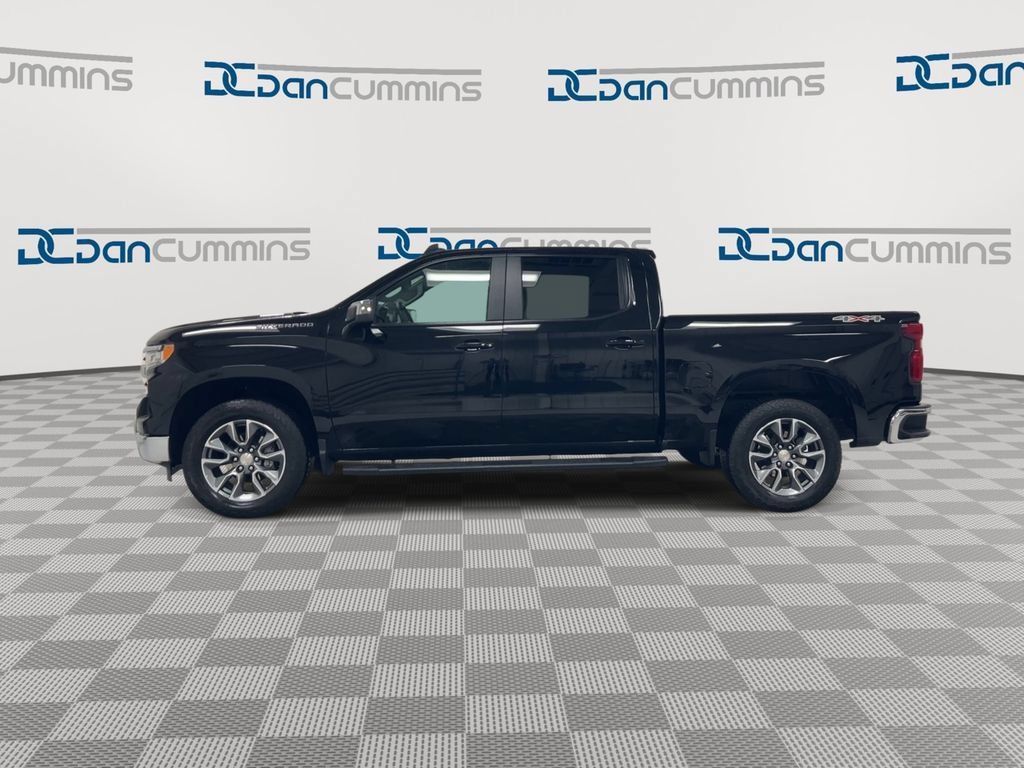 Used 2026 Chevrolet Silverado 1500 LT AWD/4WD image 5