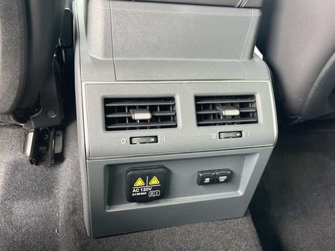 Used 2026 INEOS Grenadier AWD/4WD image 21