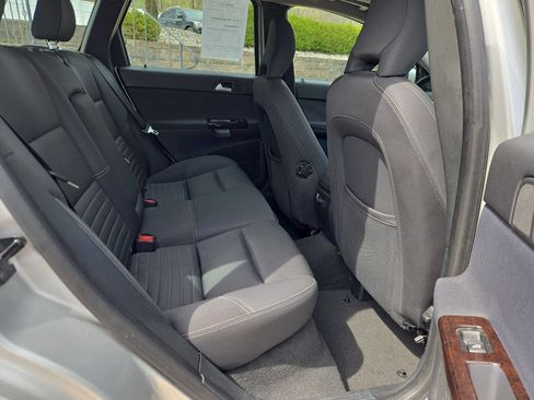 Used 2007 Volvo V50 2.4i image 23