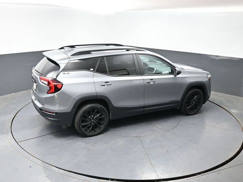 Used 2023 GMC Terrain SLE w/ Driver Convenience Package AWD/4WD image 44