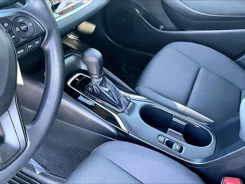 Certified 2025 Toyota Corolla LE FWD image 16