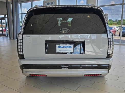 New 2026 Hyundai Ioniq 9 SEL image 4