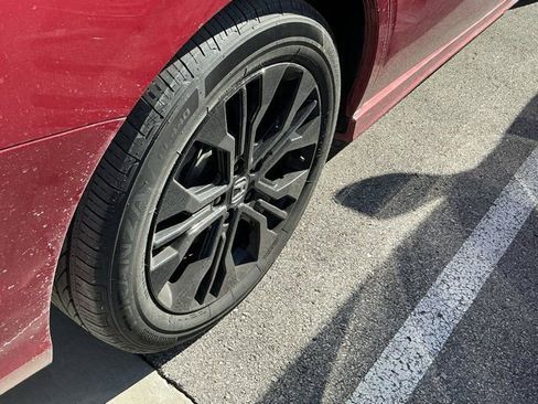 Used 2025 Honda Odyssey Sport-L image 16