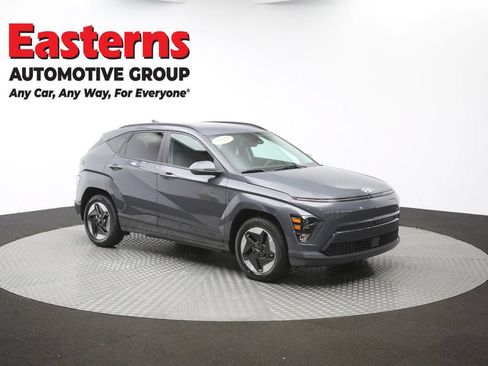 Used 2024 Hyundai Kona SEL FWD image 47