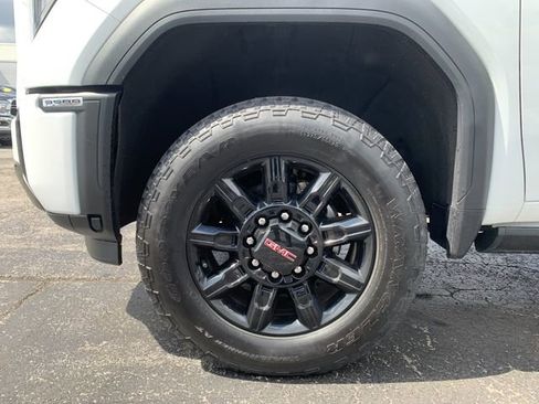 Used 2024 GMC Sierra 3500 AT4 w/ AT4 Premium Plus Package image 33