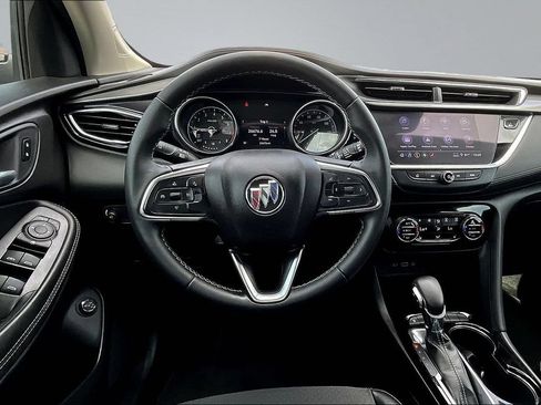 Used 2022 Buick Encore GX Select w/ Sport Touring Package FWD image 9