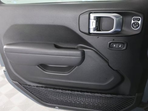 New 2026 Jeep Gladiator Sport image 22