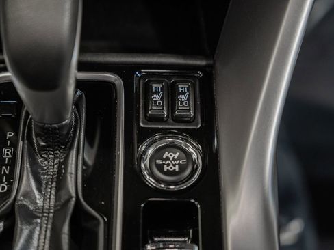 Used 2025 Mitsubishi Eclipse Cross SE image 30