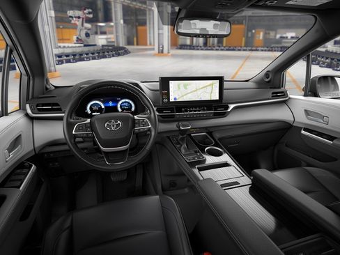 New 2026 Toyota Sienna XSE AWD/4WD image 19