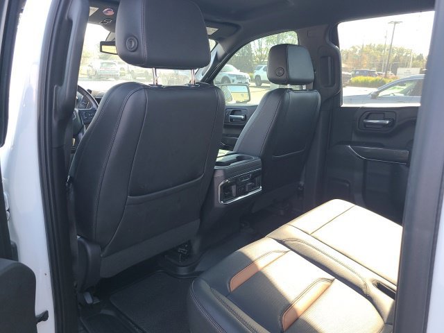 Certified 2021 GMC Sierra 1500 AT4 w/ AT4 Value Package AWD/4WD image 10