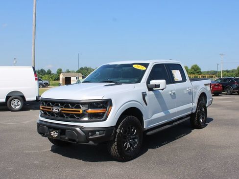 Used 2025 Ford F150 Tremor w/ Equipment Group 402A High AWD/4WD image 4