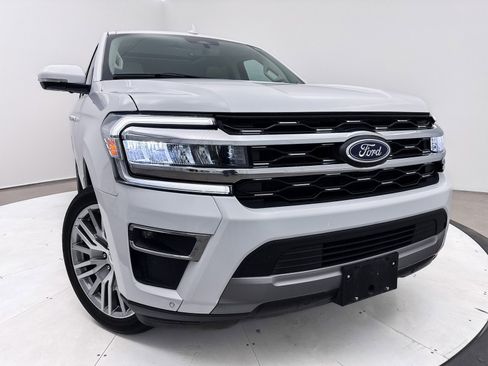 Used 2024 Ford Expedition Max Limited image 8