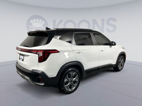 Used 2024 Kia Seltos S FWD image 11