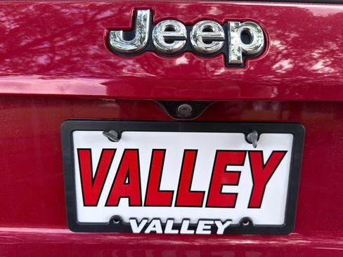 Used 2020 Jeep Compass Latitude w/ Cold Weather Group AWD/4WD image 59