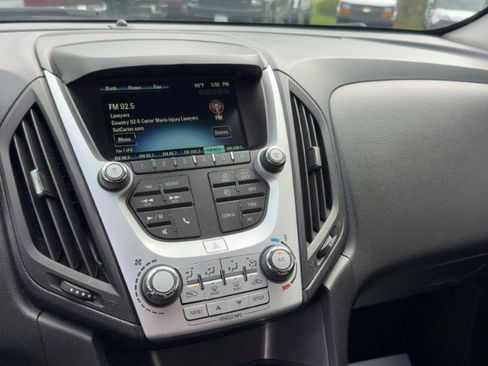 Used 2017 Chevrolet Equinox LT AWD/4WD image 17