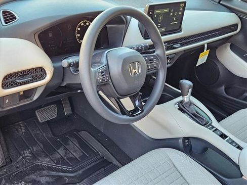 New 2026 Honda HR-V LX image 3