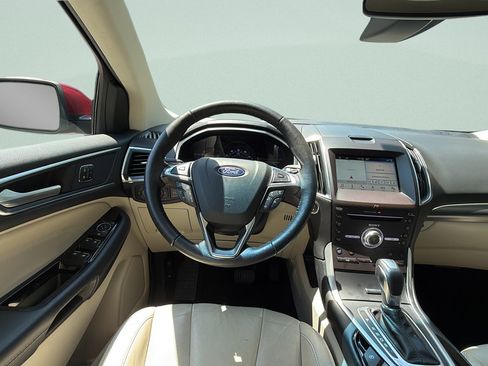Used 2018 Ford Edge Titanium w/ Equipment Group 301A AWD/4WD image 13