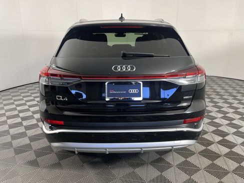 Used 2024 Audi Q4 e-tron Prestige image 7