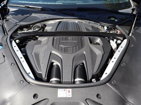Used 2024 Porsche Panamera 4 AWD/4WD image 54