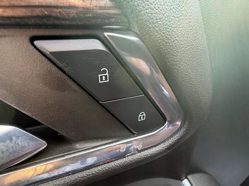 Used 2024 Chevrolet Silverado 1500 RST image 26