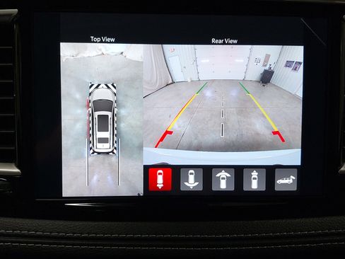 New 2026 Chrysler Pacifica Select image 36