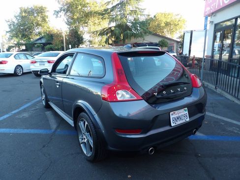 Used 2013 Volvo C30 FWD image 4