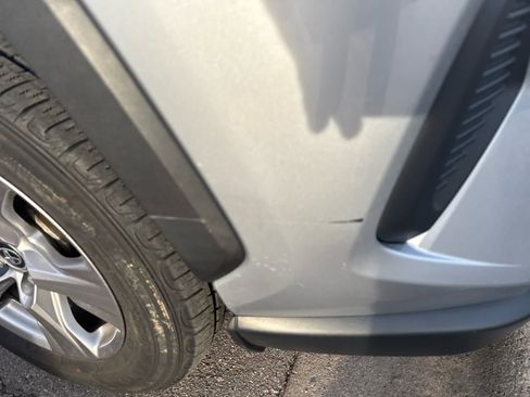 Certified 2022 Toyota RAV4 XLE w/ Convenience Package image 2