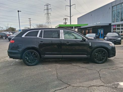 Used 2011 Lincoln MKT AWD w/ 201A Rapid Spec Order Code image 4