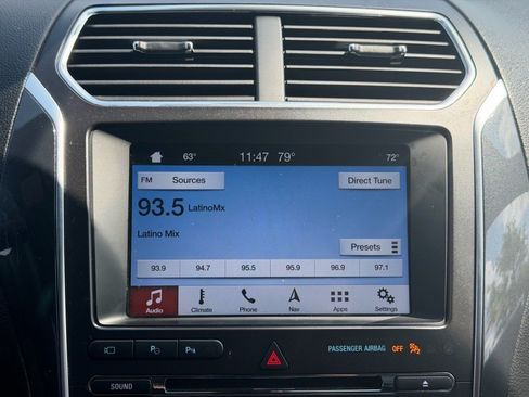Used 2018 Ford Explorer Limited w/ Equipment Group 301A AWD/4WD image 18