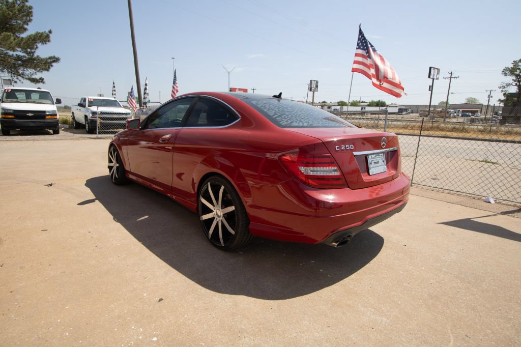 Used 2012 Mercedes-Benz C 250 Coupe image 5
