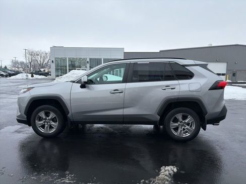 Certified 2023 Toyota RAV4 XLE image 4